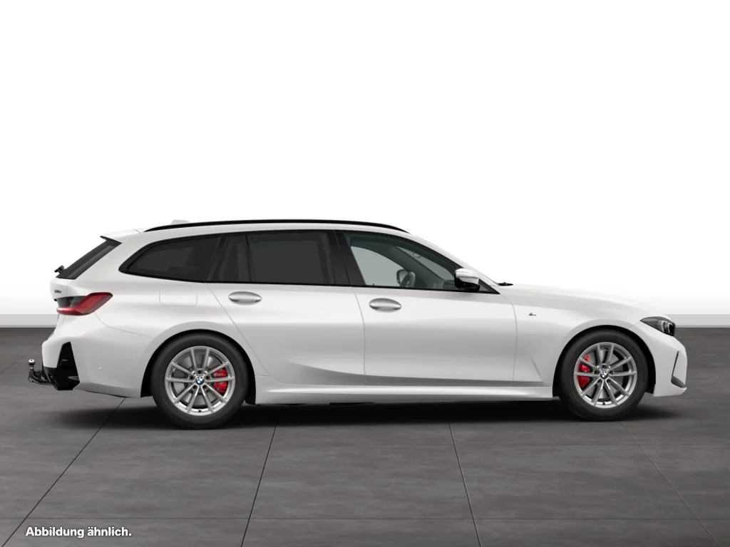 BMW 330e xDrive Touring