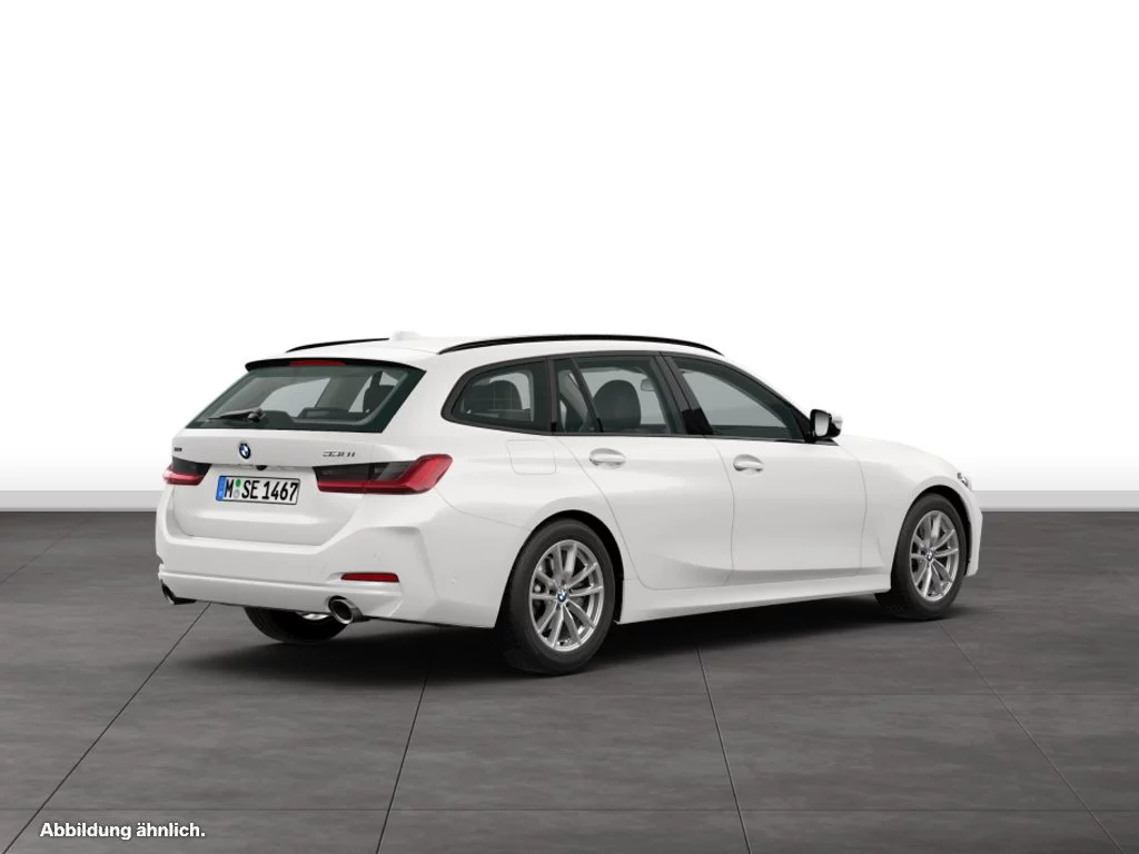 BMW 330i xDrive Touring