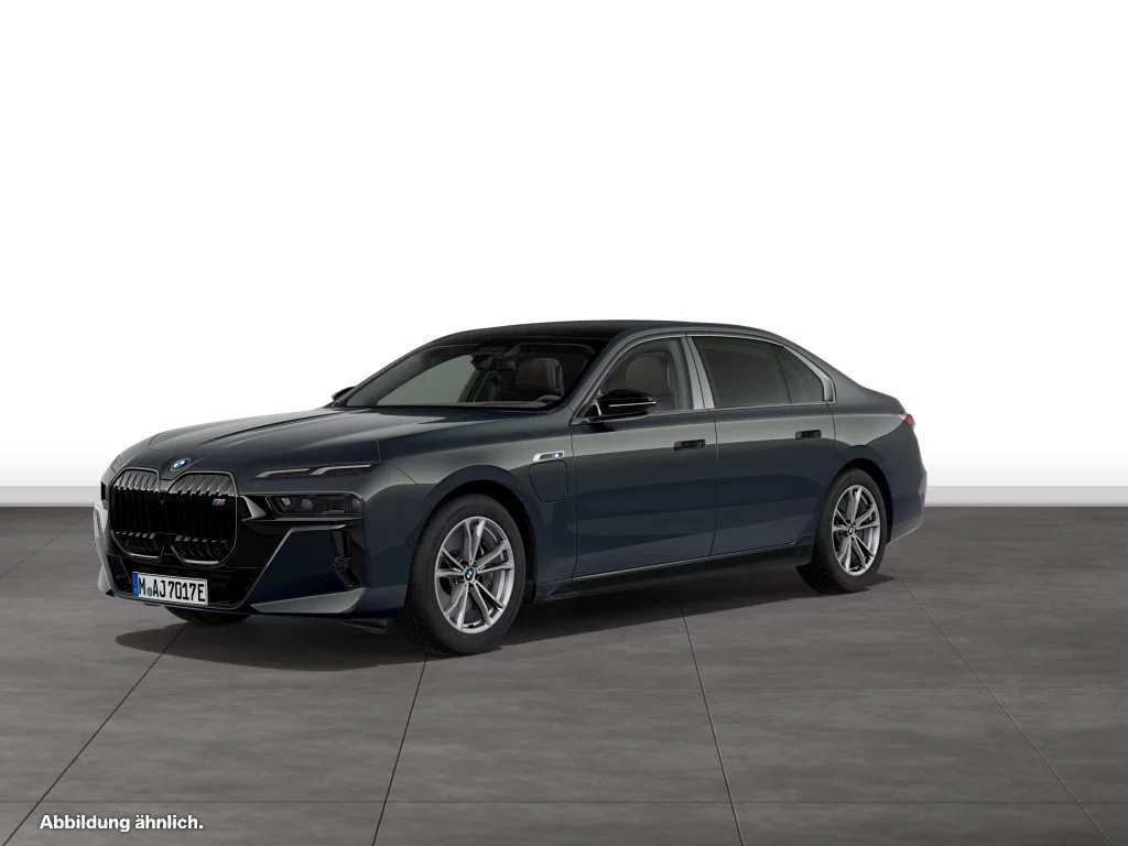 BMW M760e xDrive Limousine
