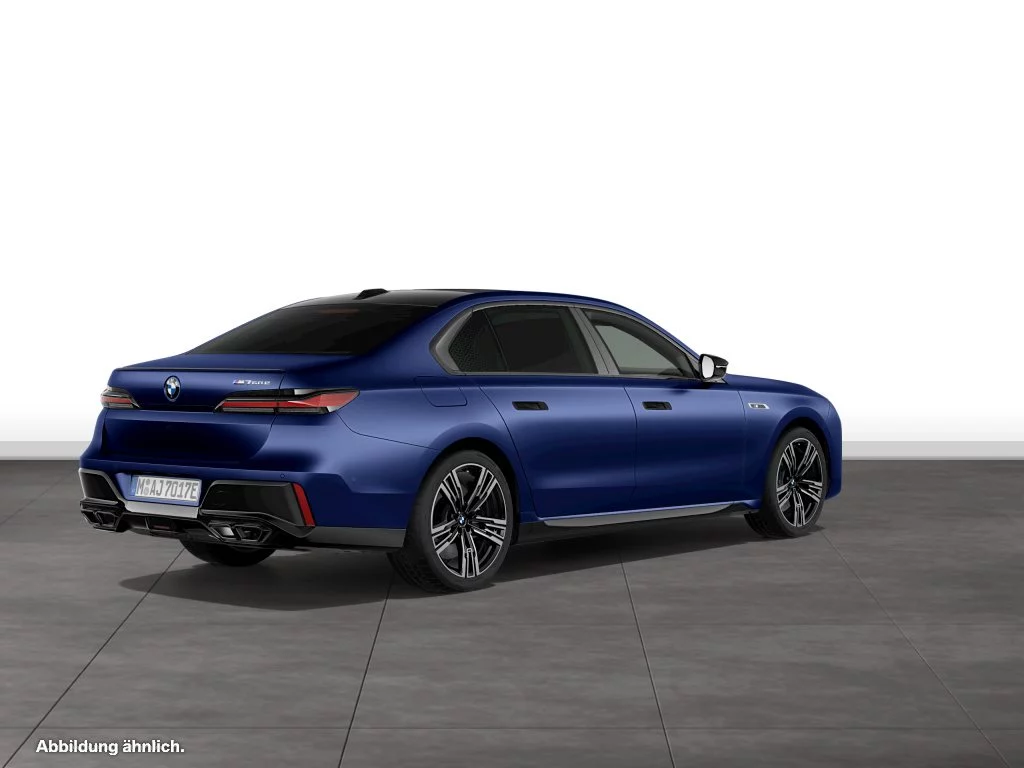 BMW M760e xDrive Limousine
