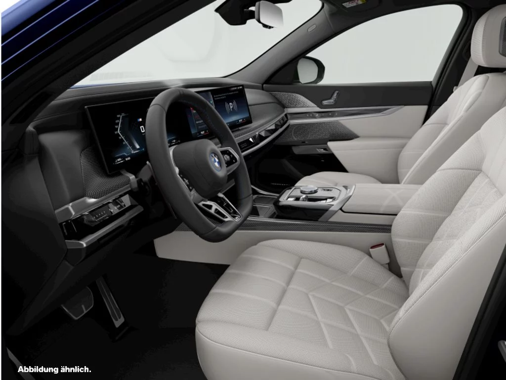 BMW M760e xDrive Limousine
