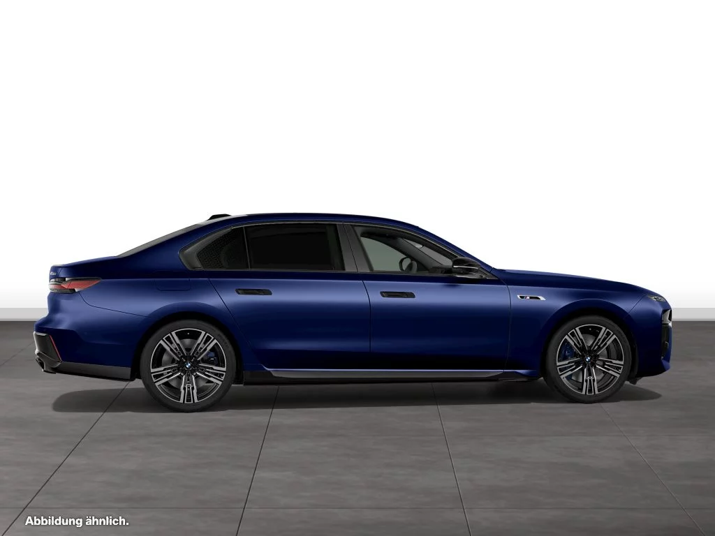 BMW M760e xDrive Limousine