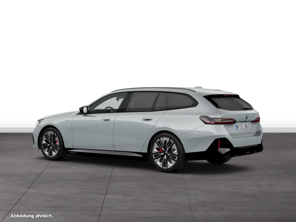 BMW i5 M60 xDrive Touring