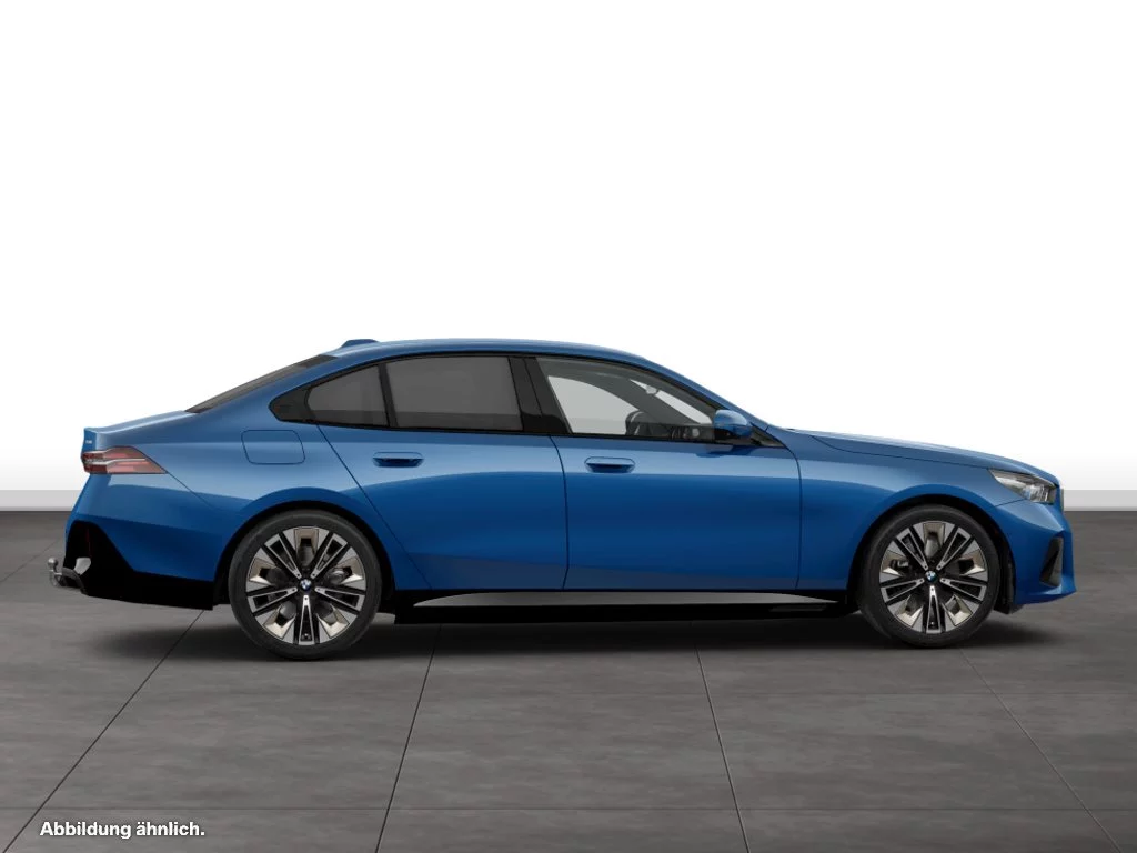 BMW i5 xDrive40