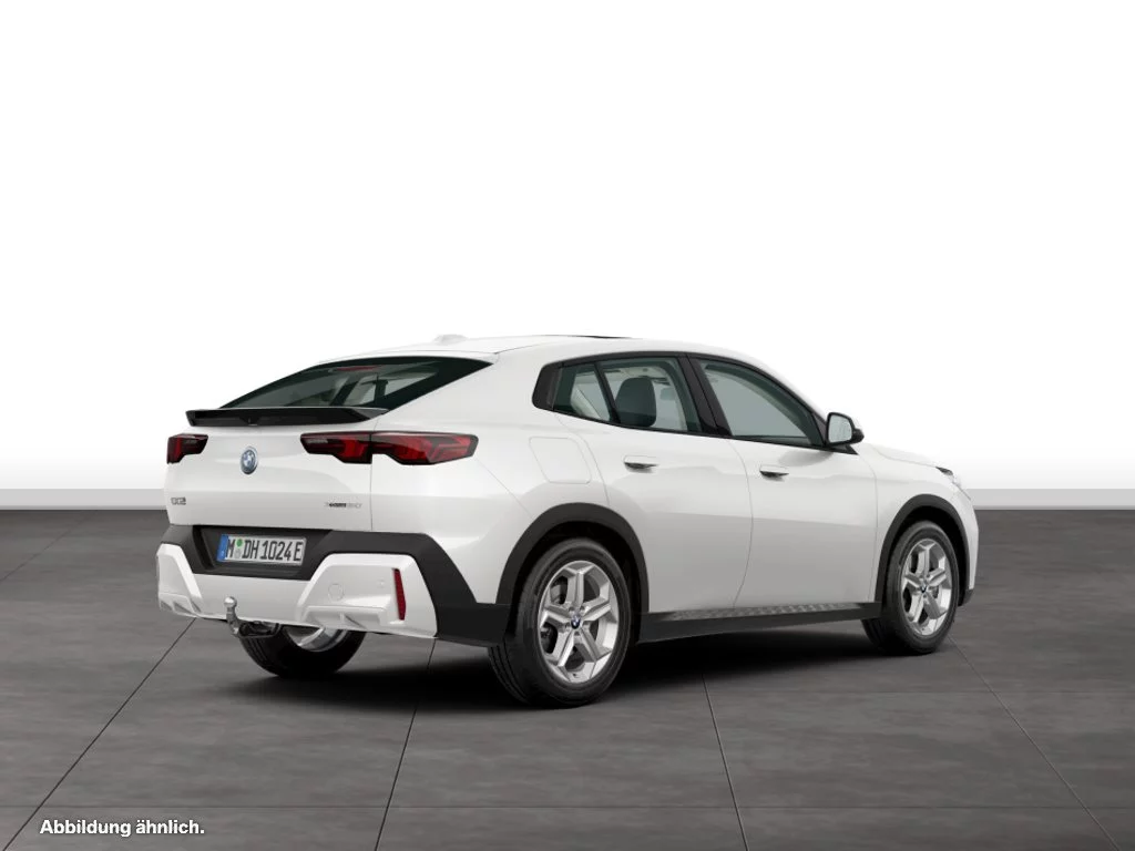 BMW iX2 xDrive30
