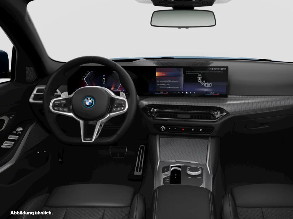 BMW 330e xDrive Touring