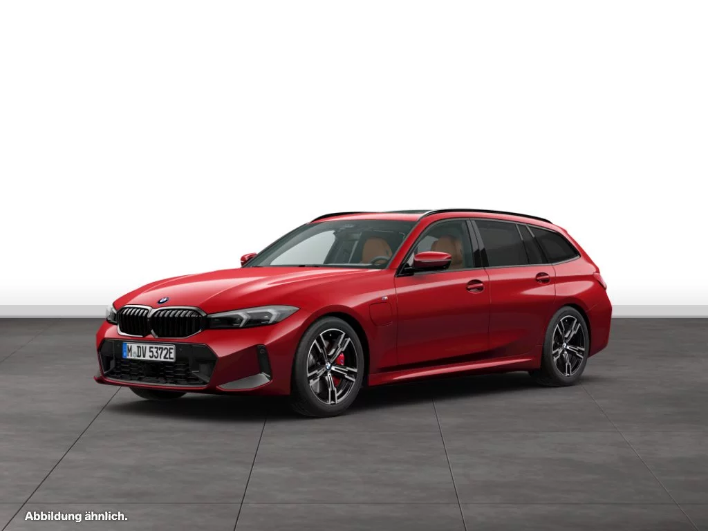 BMW 330e Touring