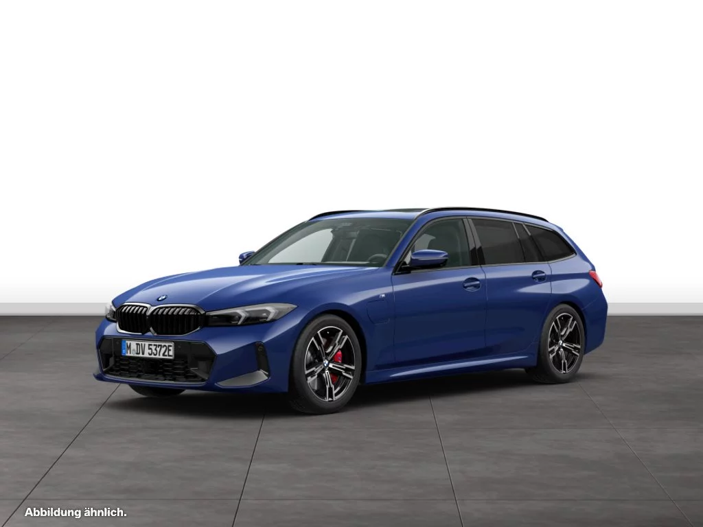 BMW 330e xDrive Touring