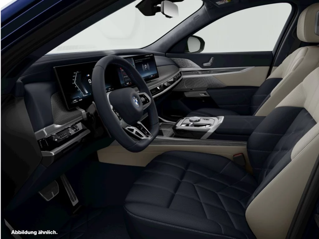 BMW M760e xDrive Limousine