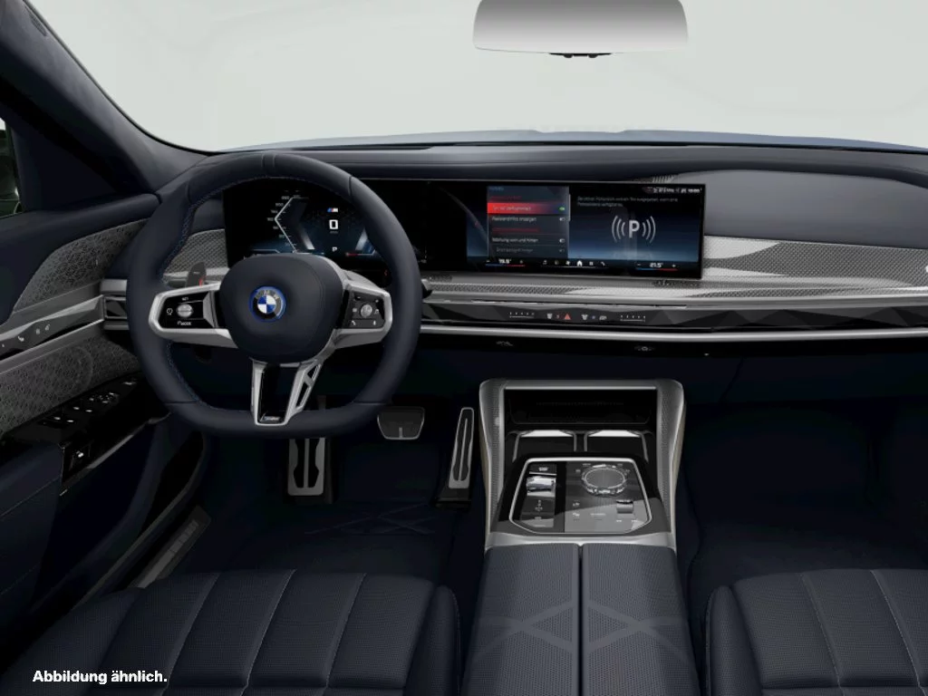 BMW M760e xDrive Limousine