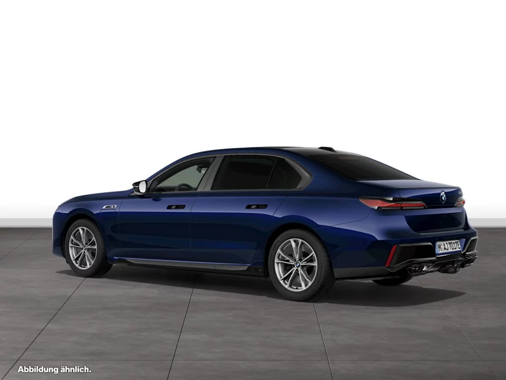 BMW M760e xDrive Limousine