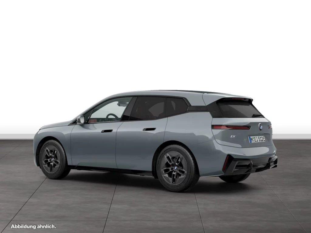 BMW iX xDrive60
