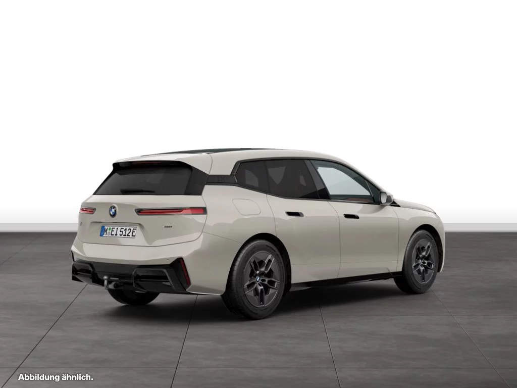 BMW iX xDrive60