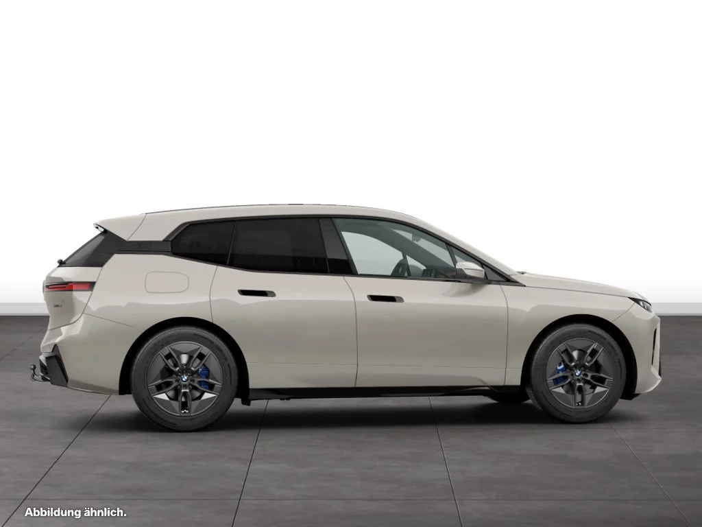 BMW iX xDrive60