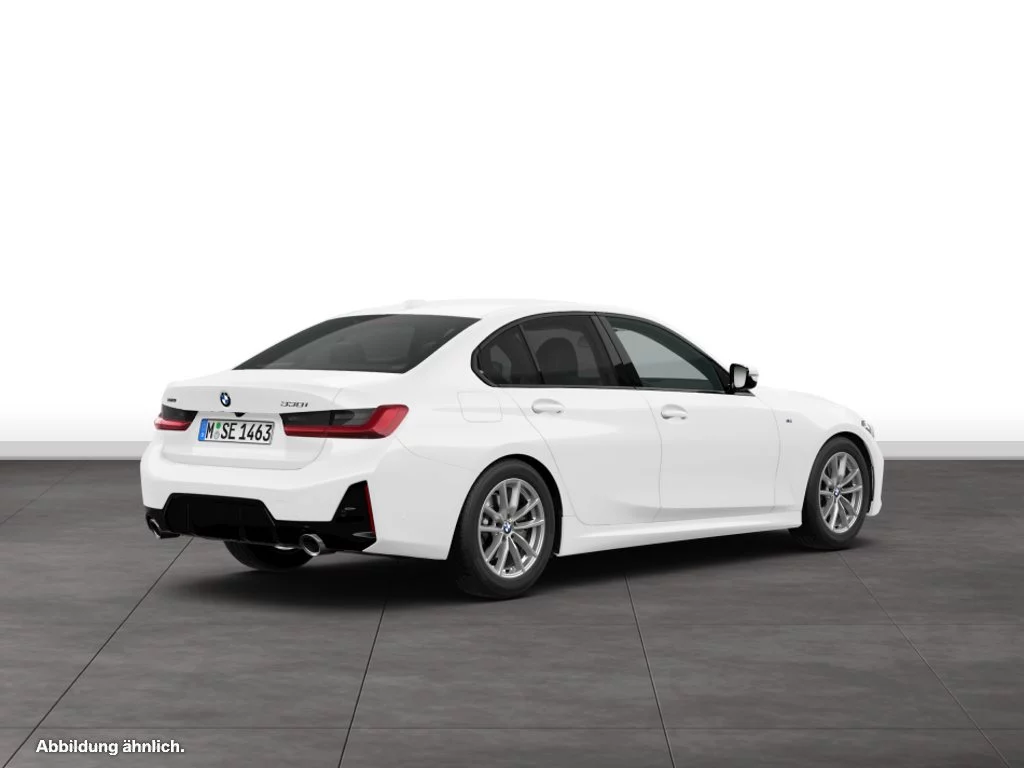 BMW 330i xDrive Limousine