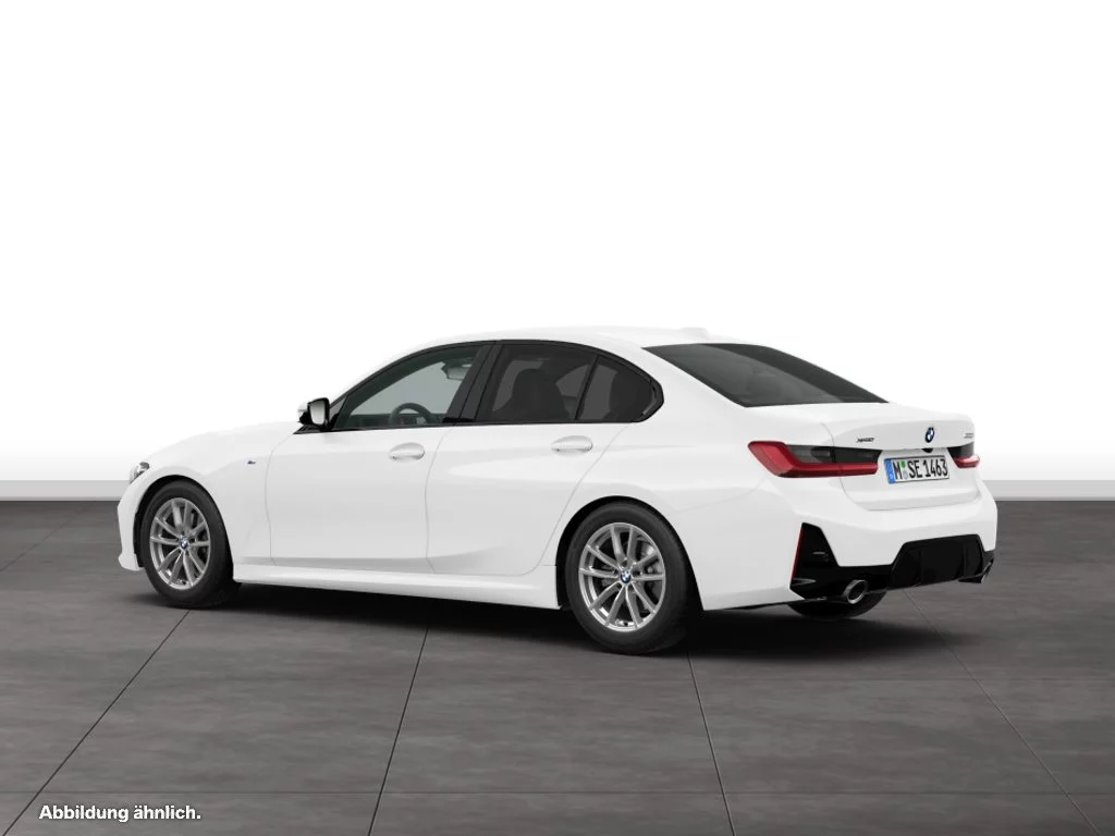 BMW 330i xDrive Limousine