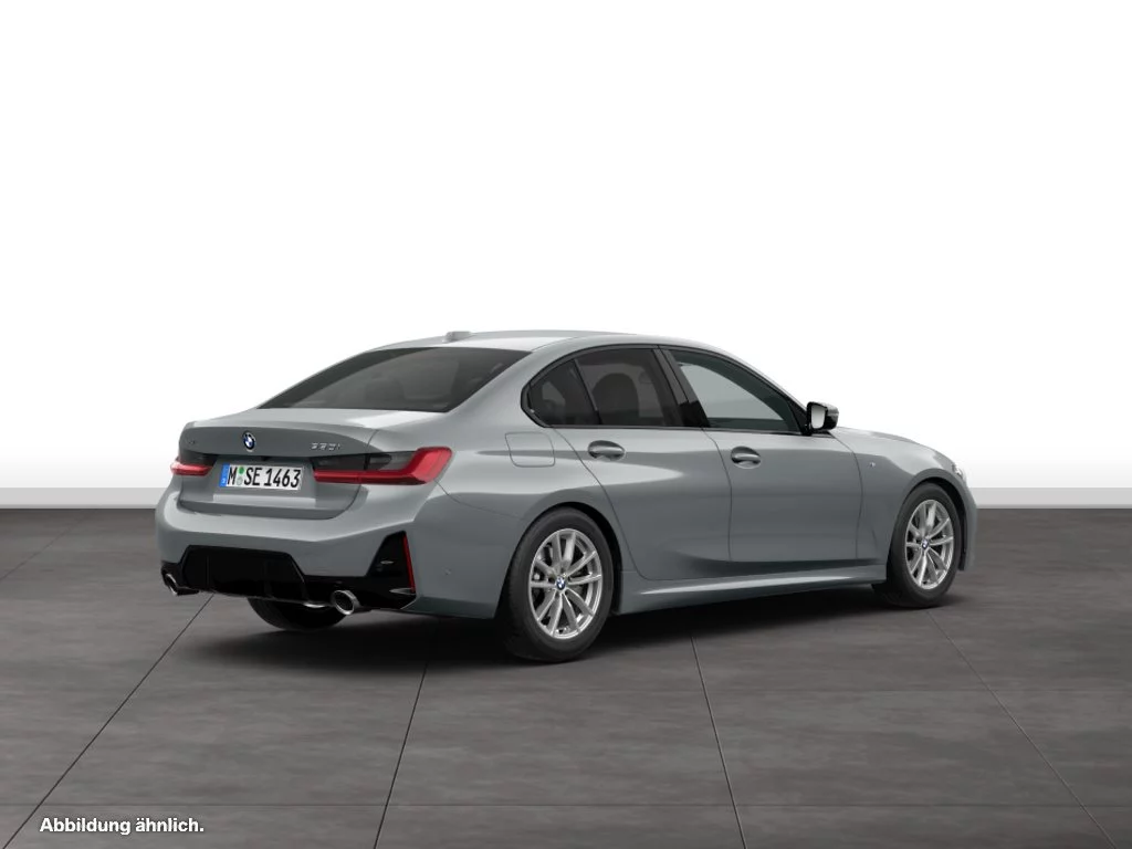 BMW 330i xDrive Limousine