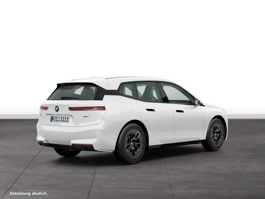 BMW iX xDrive45