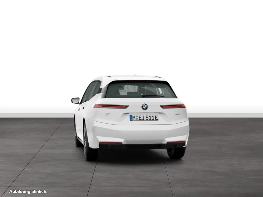 BMW iX xDrive45