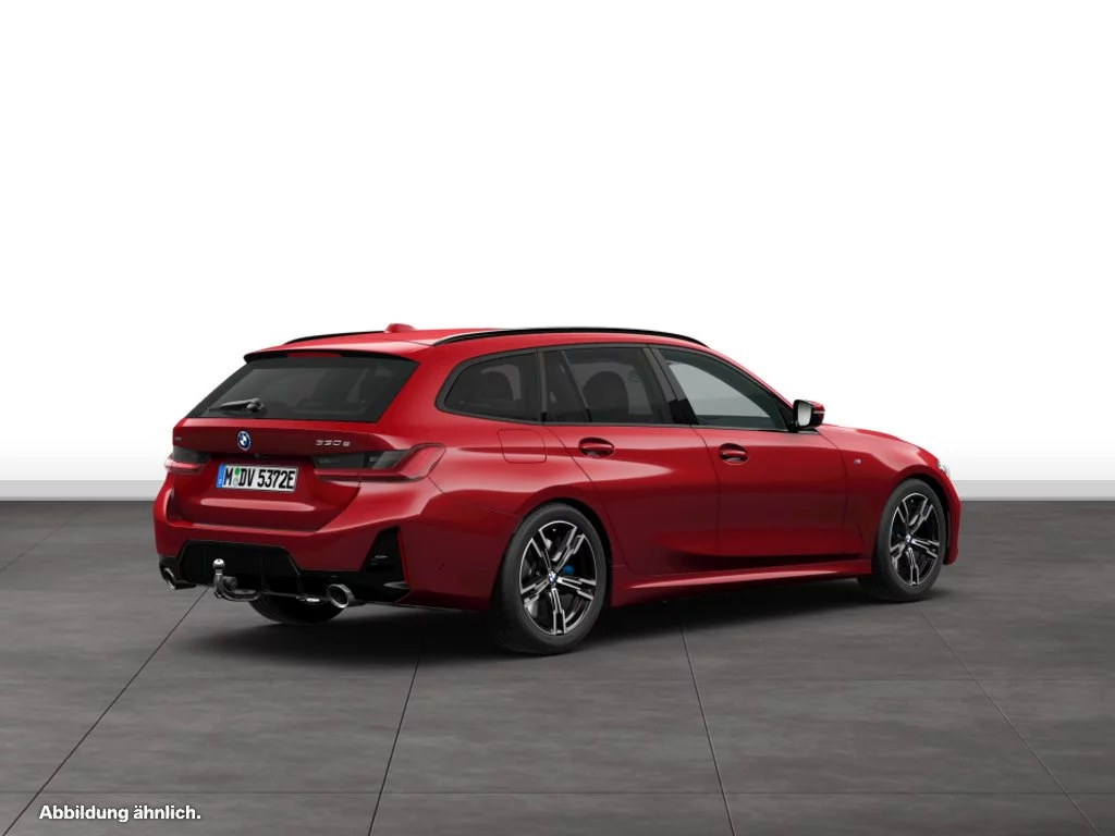 BMW 330e xDrive Touring