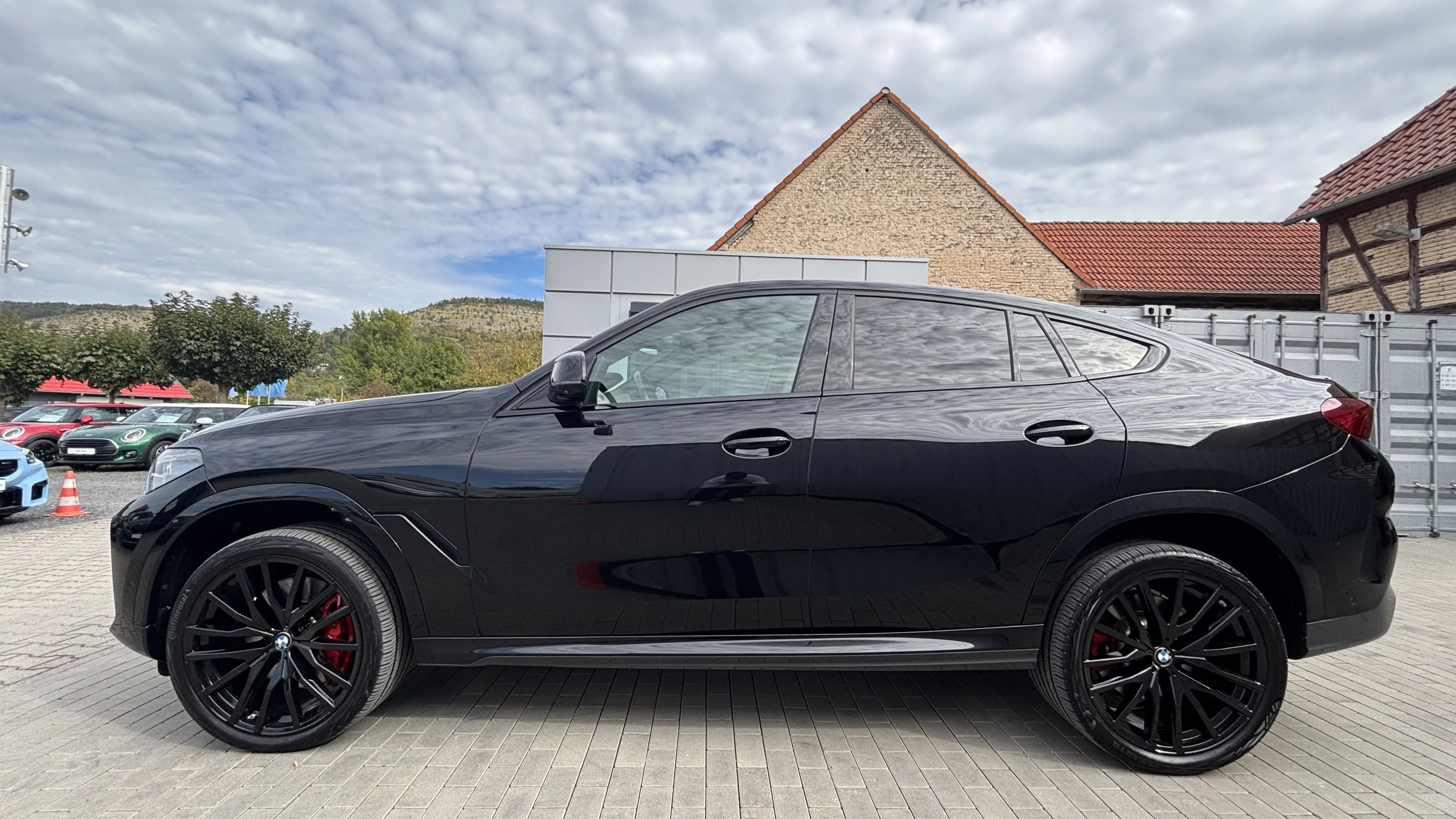BMW X6 xDrive40d ///M Sport Laser LC Prof HUD Luft 22" SHZ PDC Tempo