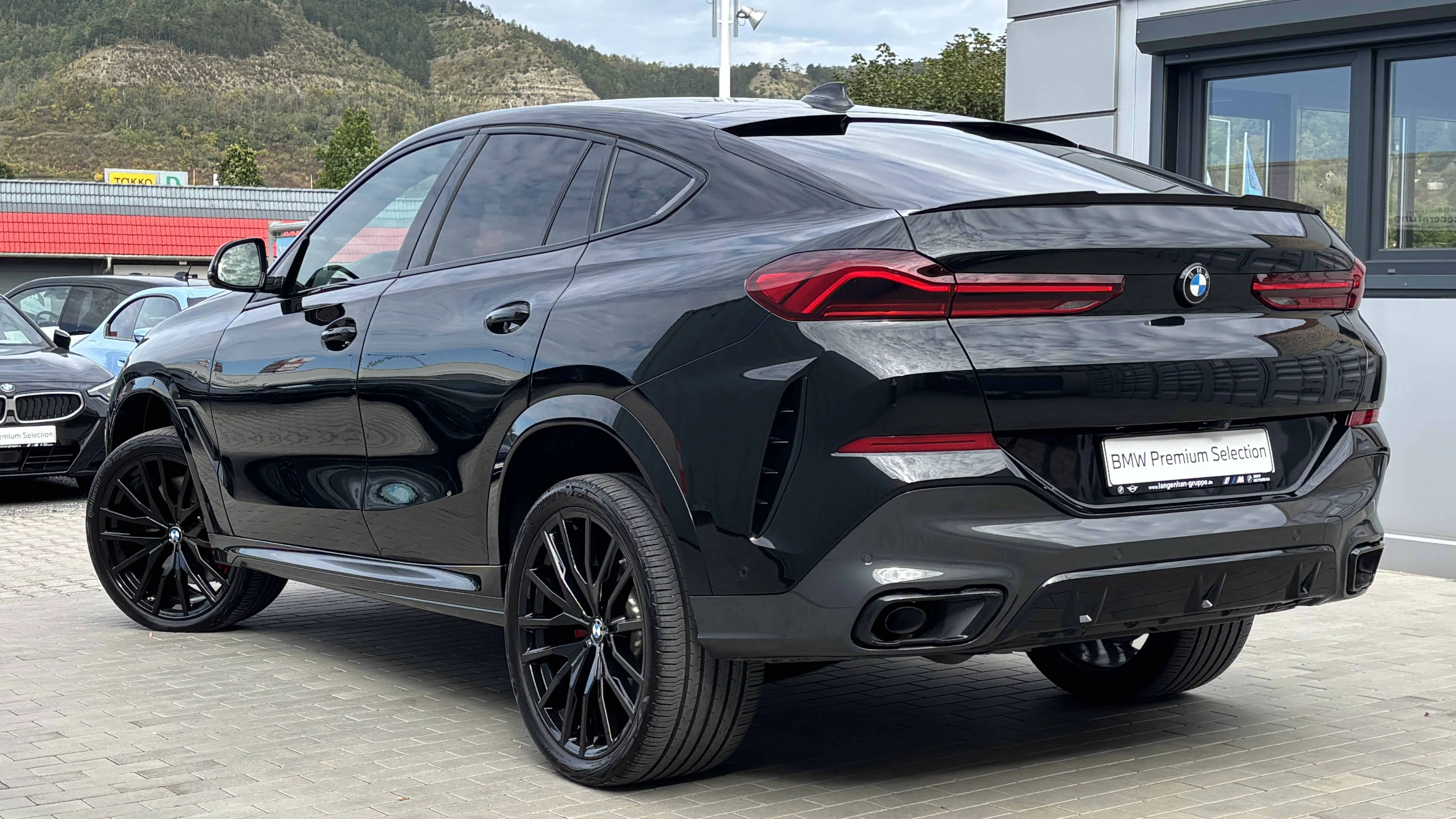 BMW X6 xDrive40d ///M Sport Laser LC Prof HUD Luft 22" SHZ PDC Tempo