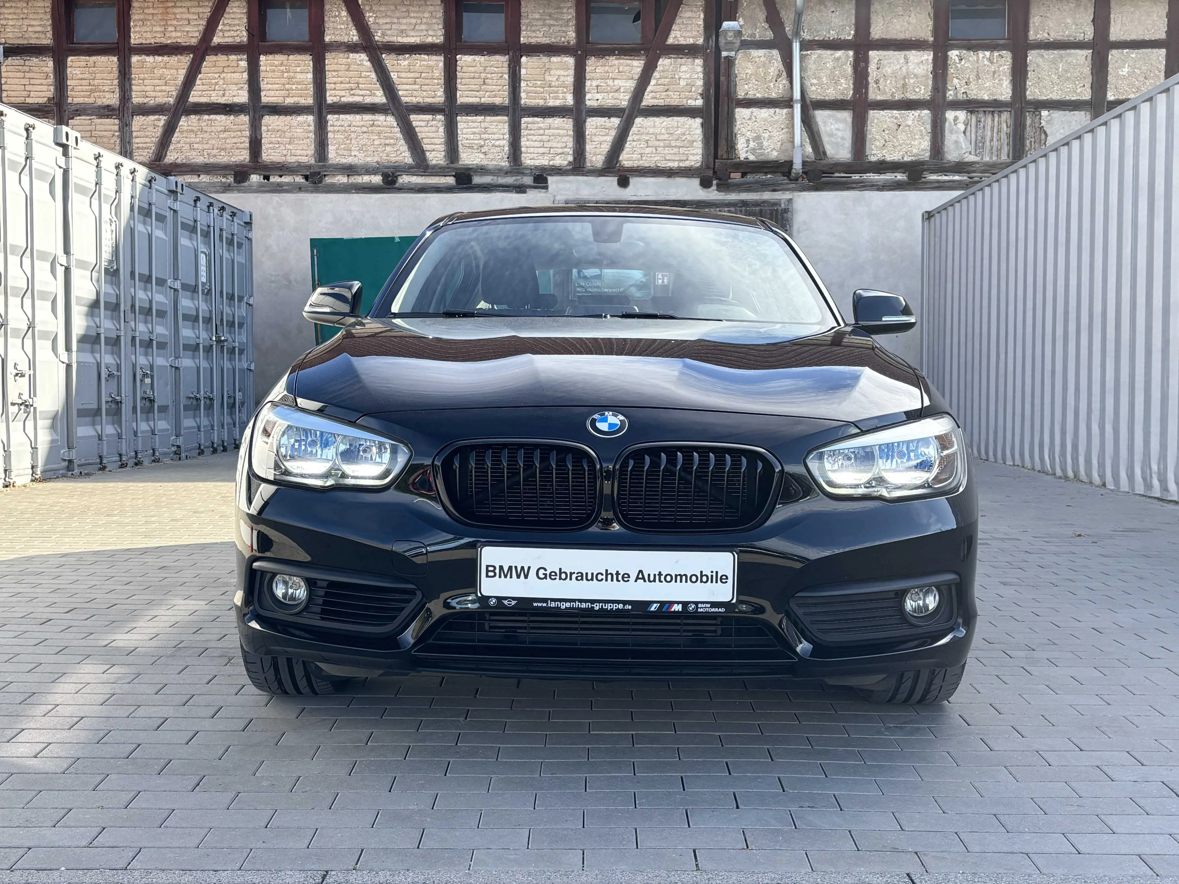 BMW 118i 5-Türer Klimaautom. SHZ PDC