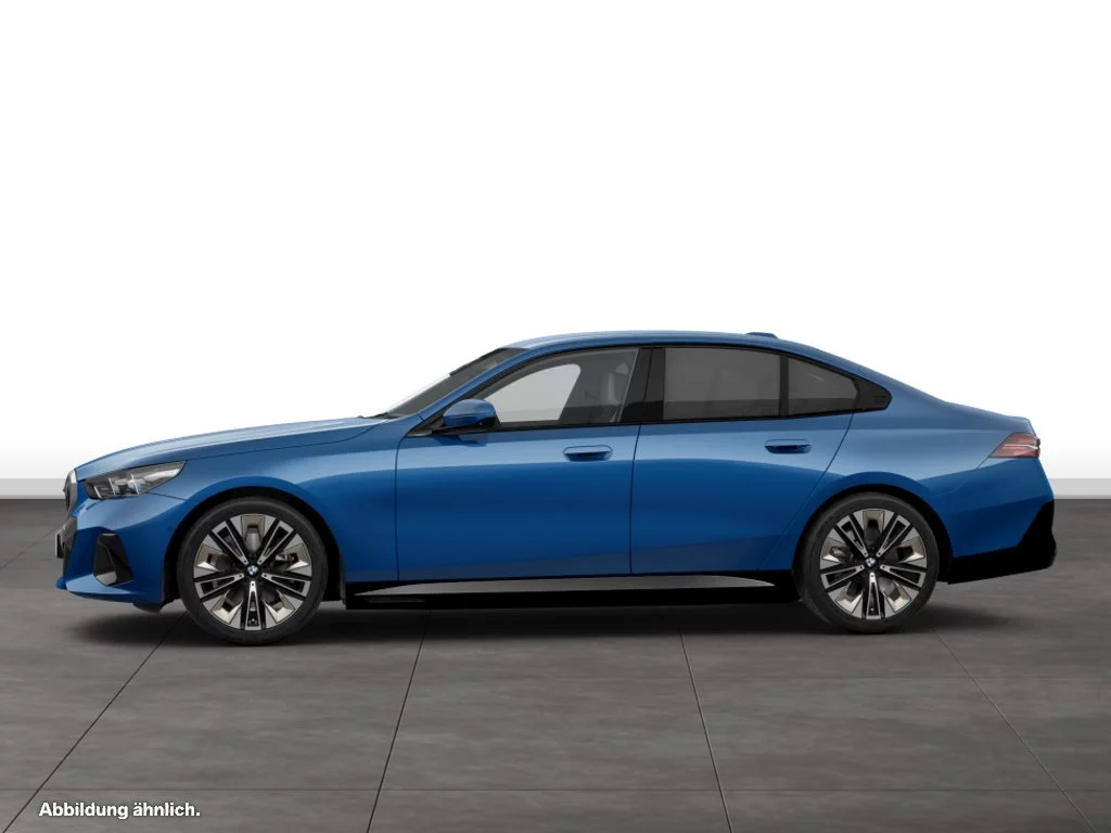 BMW i5 xDrive40