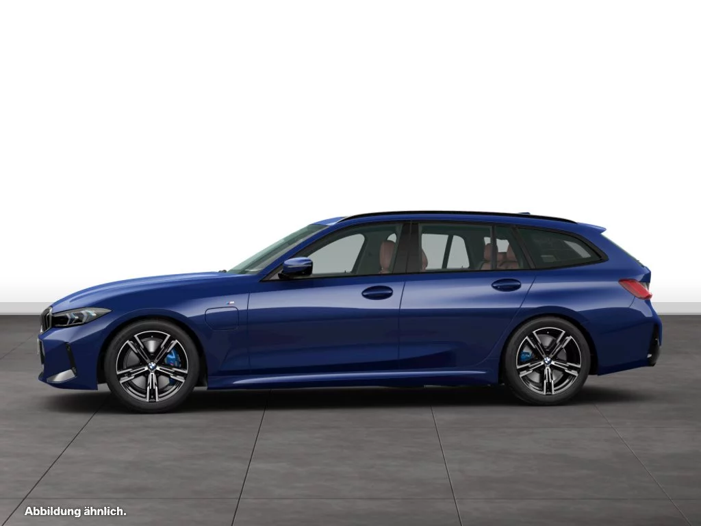 BMW 330e Touring