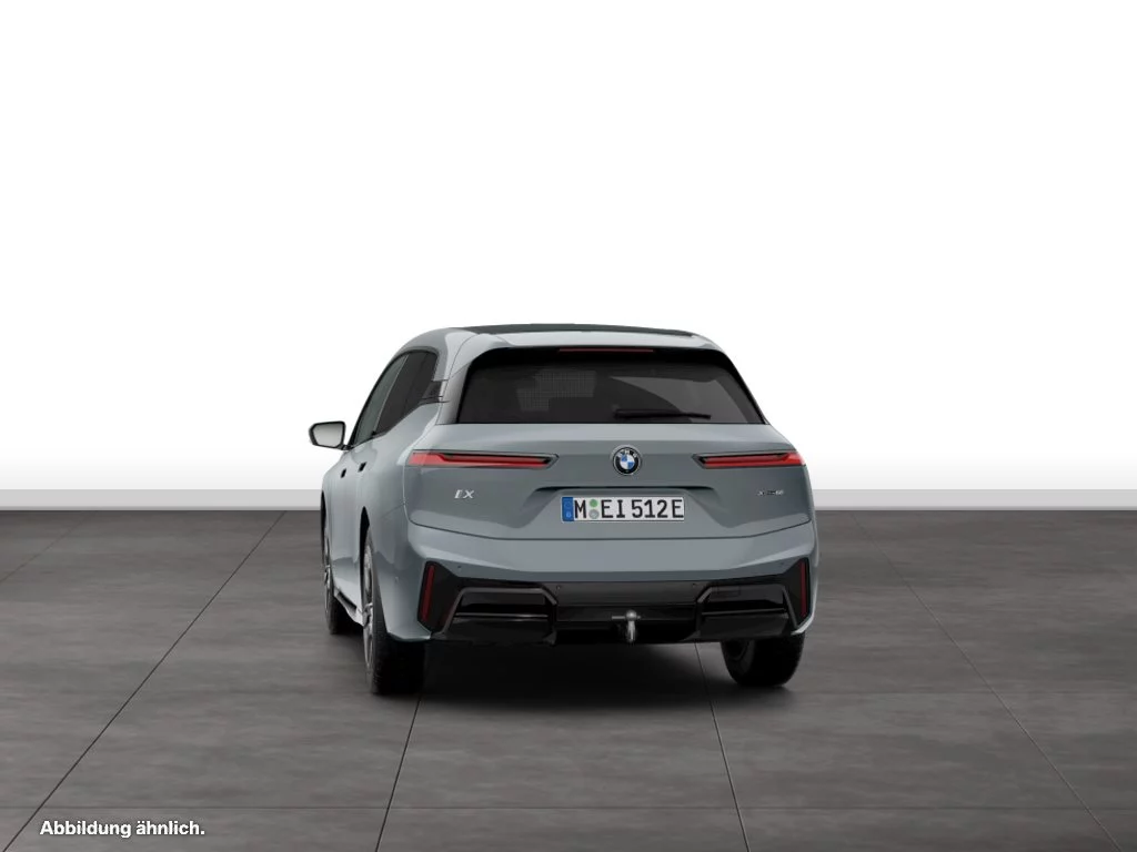 BMW iX xDrive60