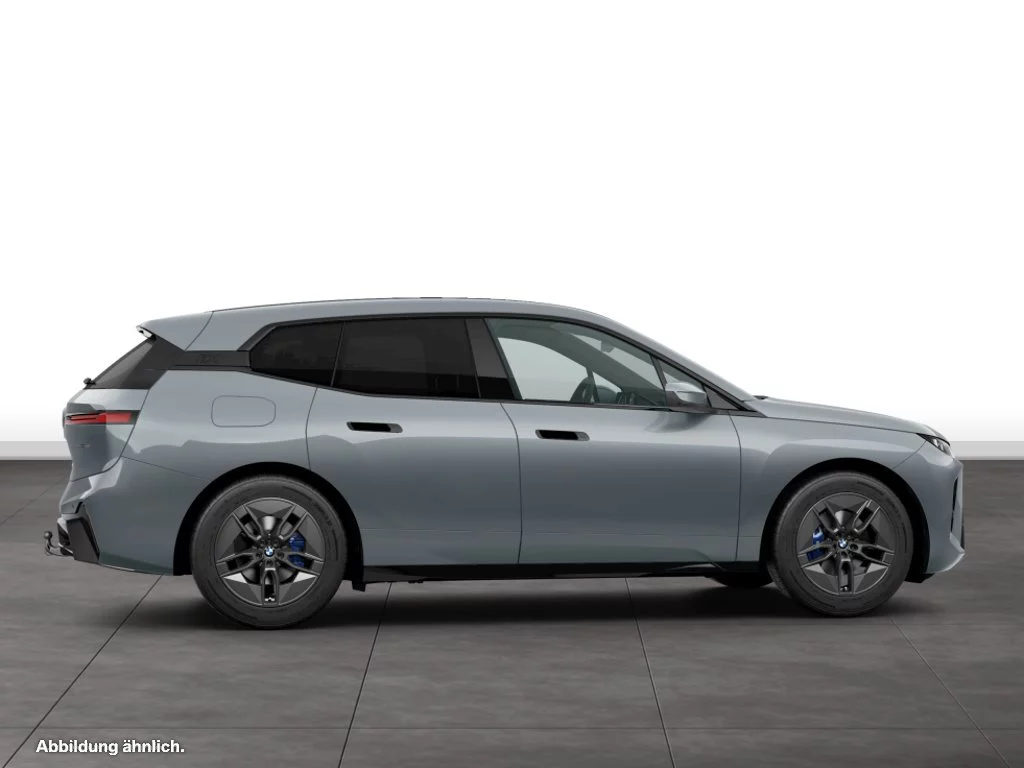 BMW iX xDrive60