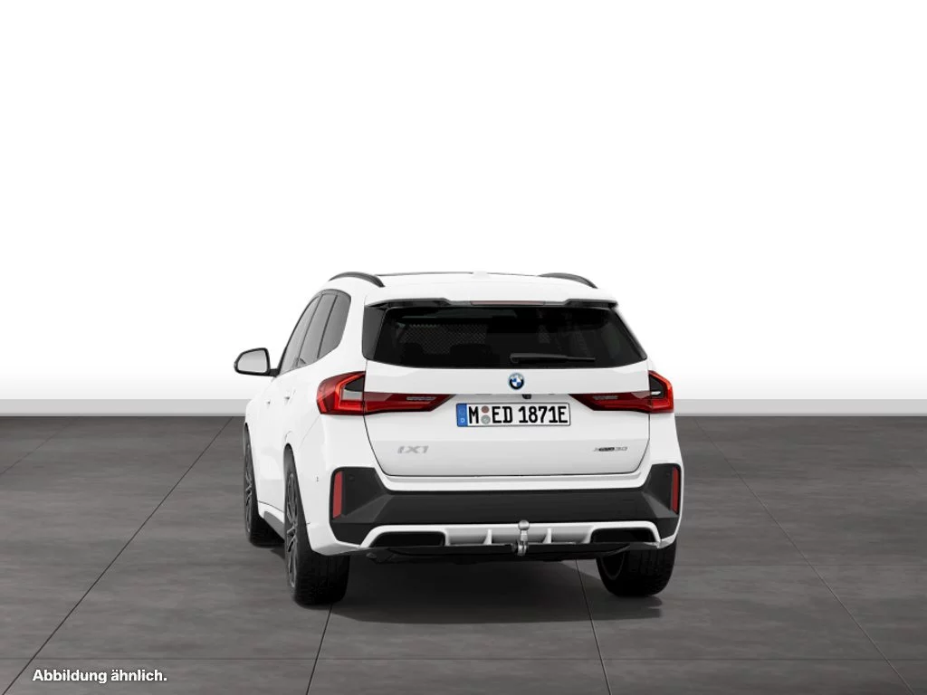 BMW iX1 xDrive30