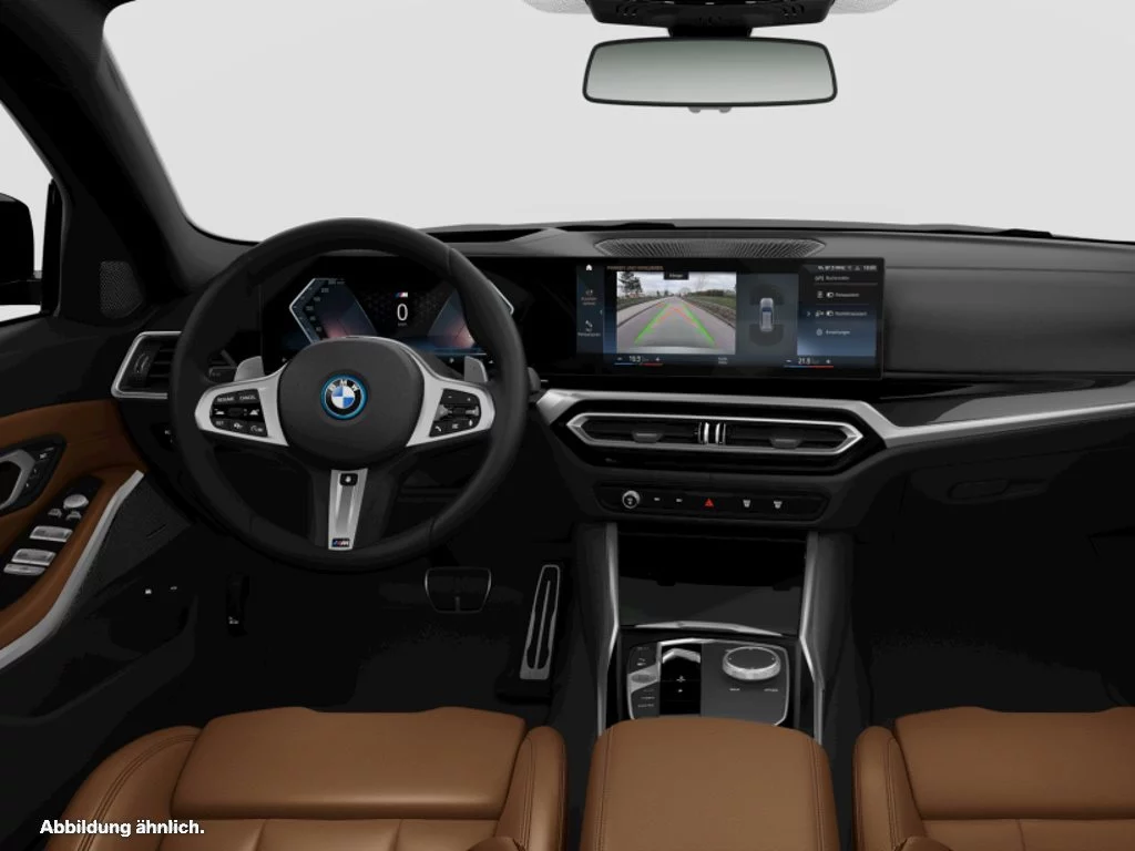 BMW 330e xDrive Touring