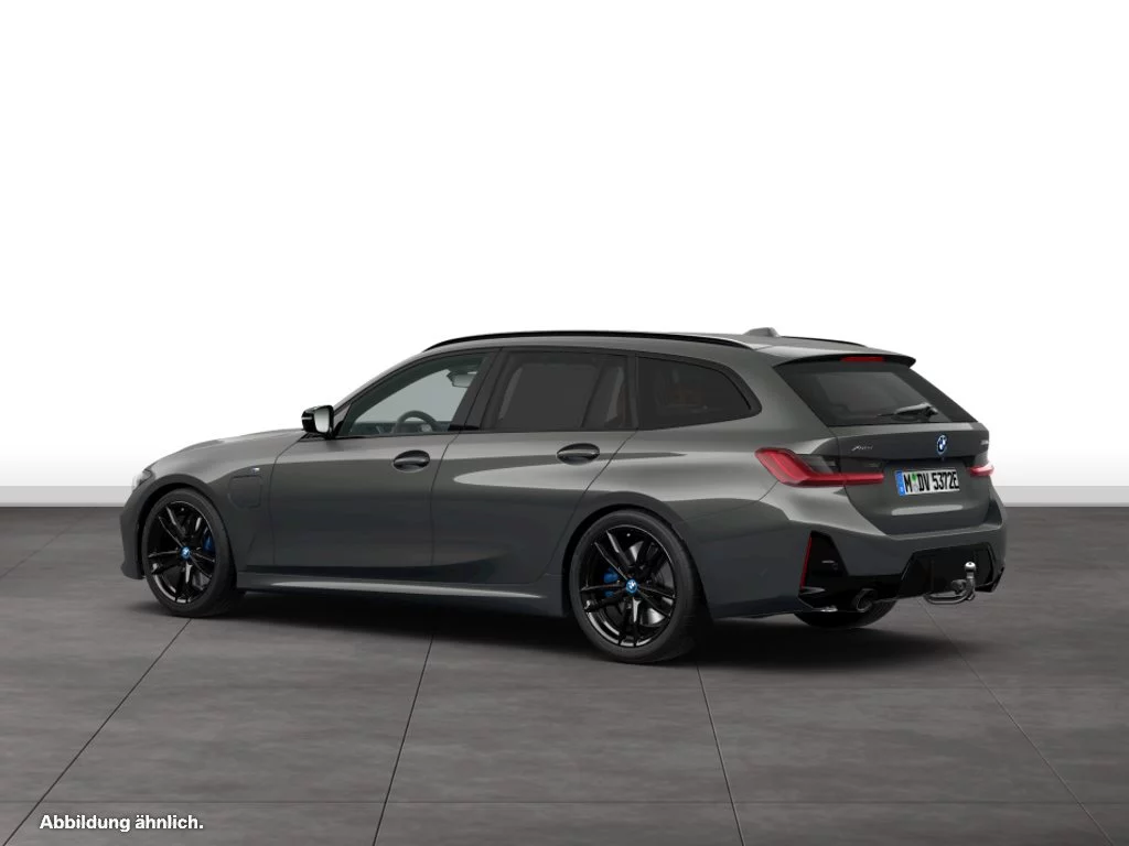 BMW 330e xDrive Touring