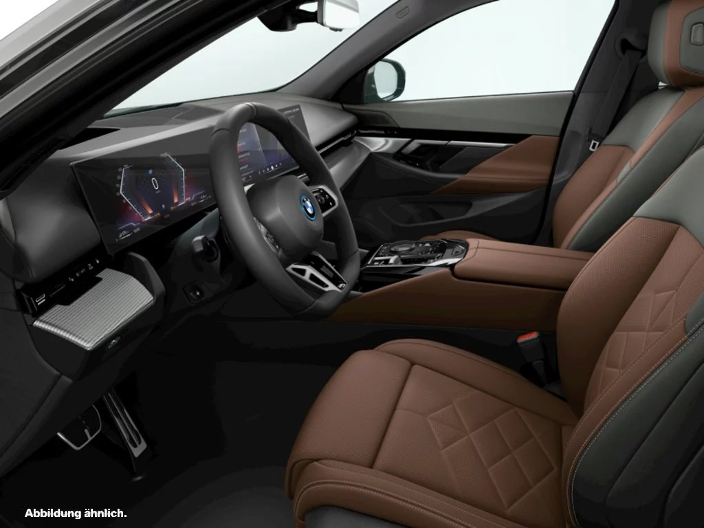 BMW 550e xDrive Touring