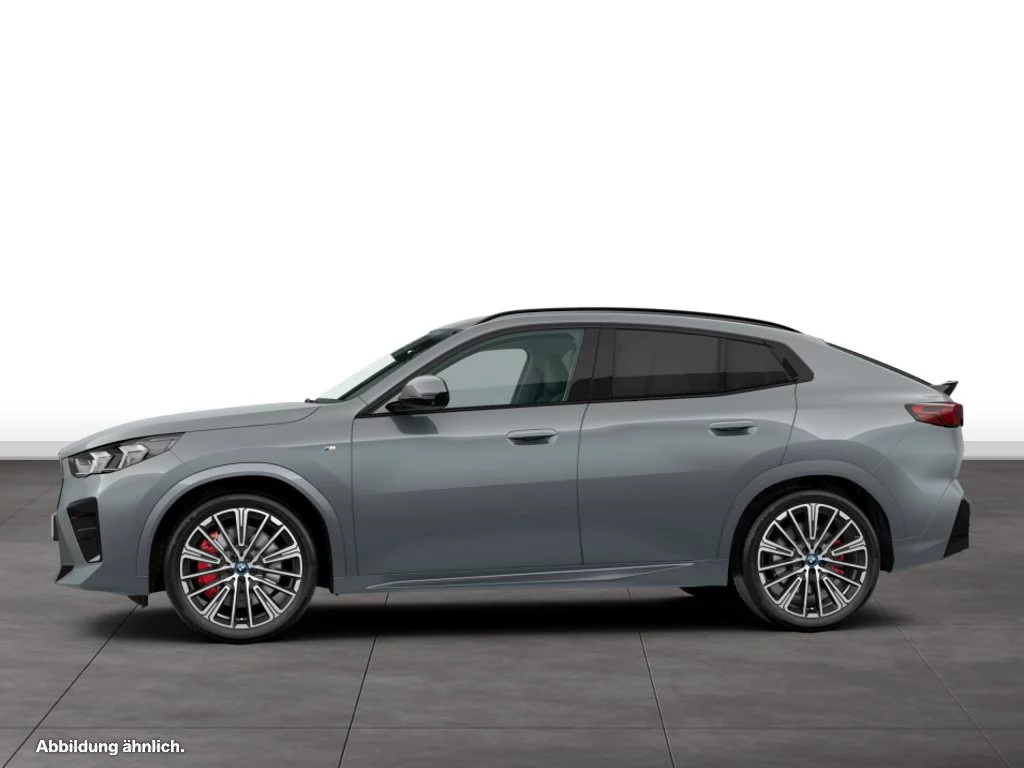 BMW iX2 xDrive30