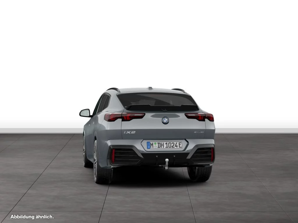 BMW iX2 xDrive30