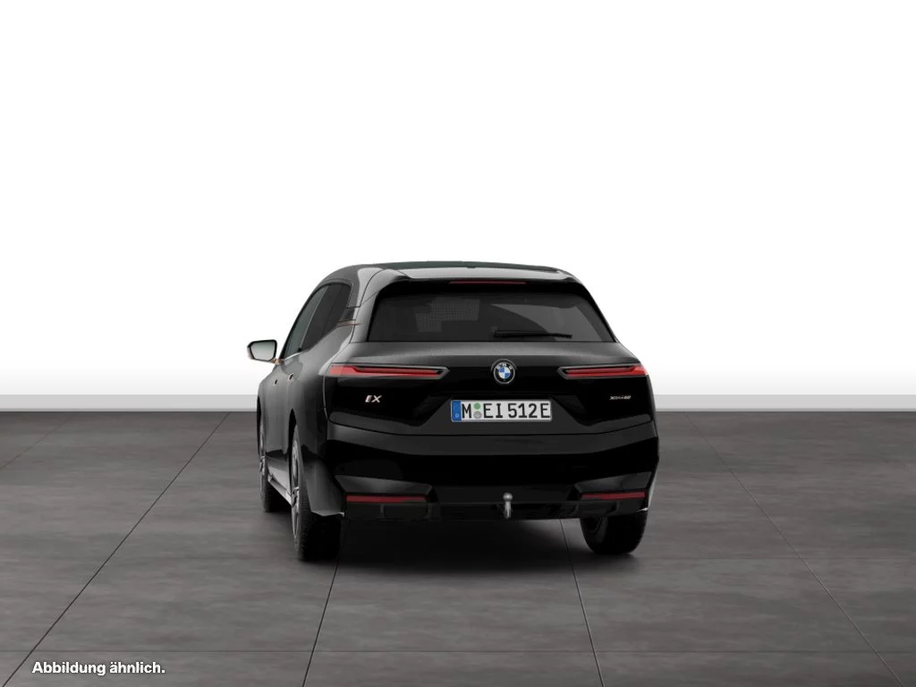 BMW iX xDrive60