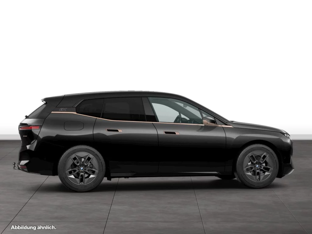 BMW iX xDrive60