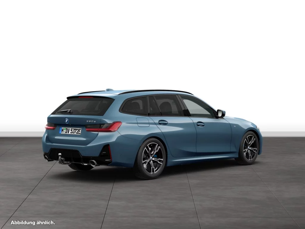 BMW 330e xDrive Touring