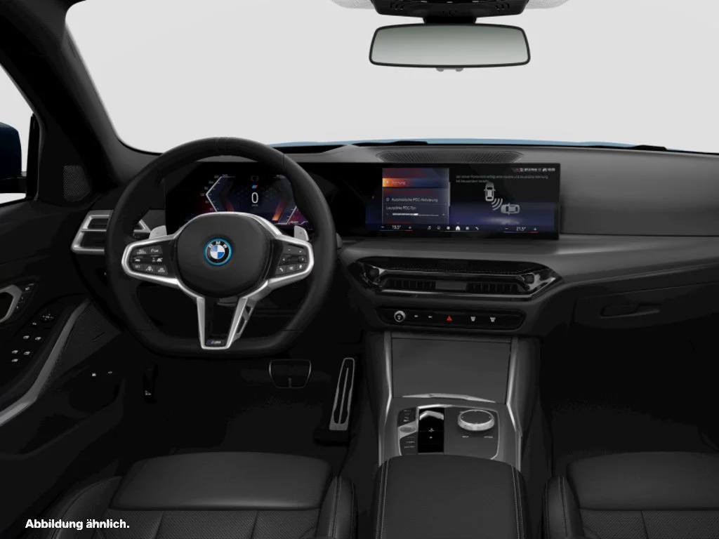 BMW 330e xDrive Touring