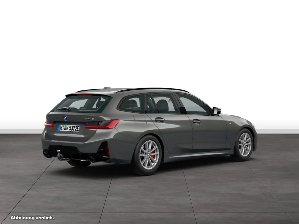 BMW 330e xDrive Touring