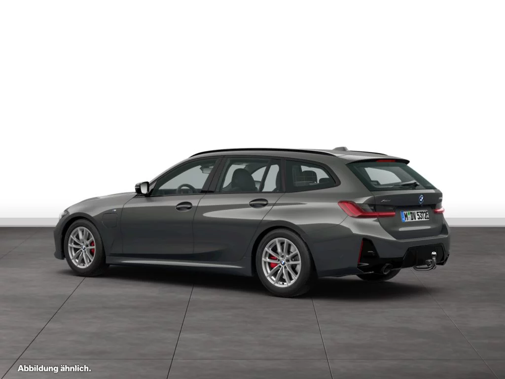 BMW 330e xDrive Touring