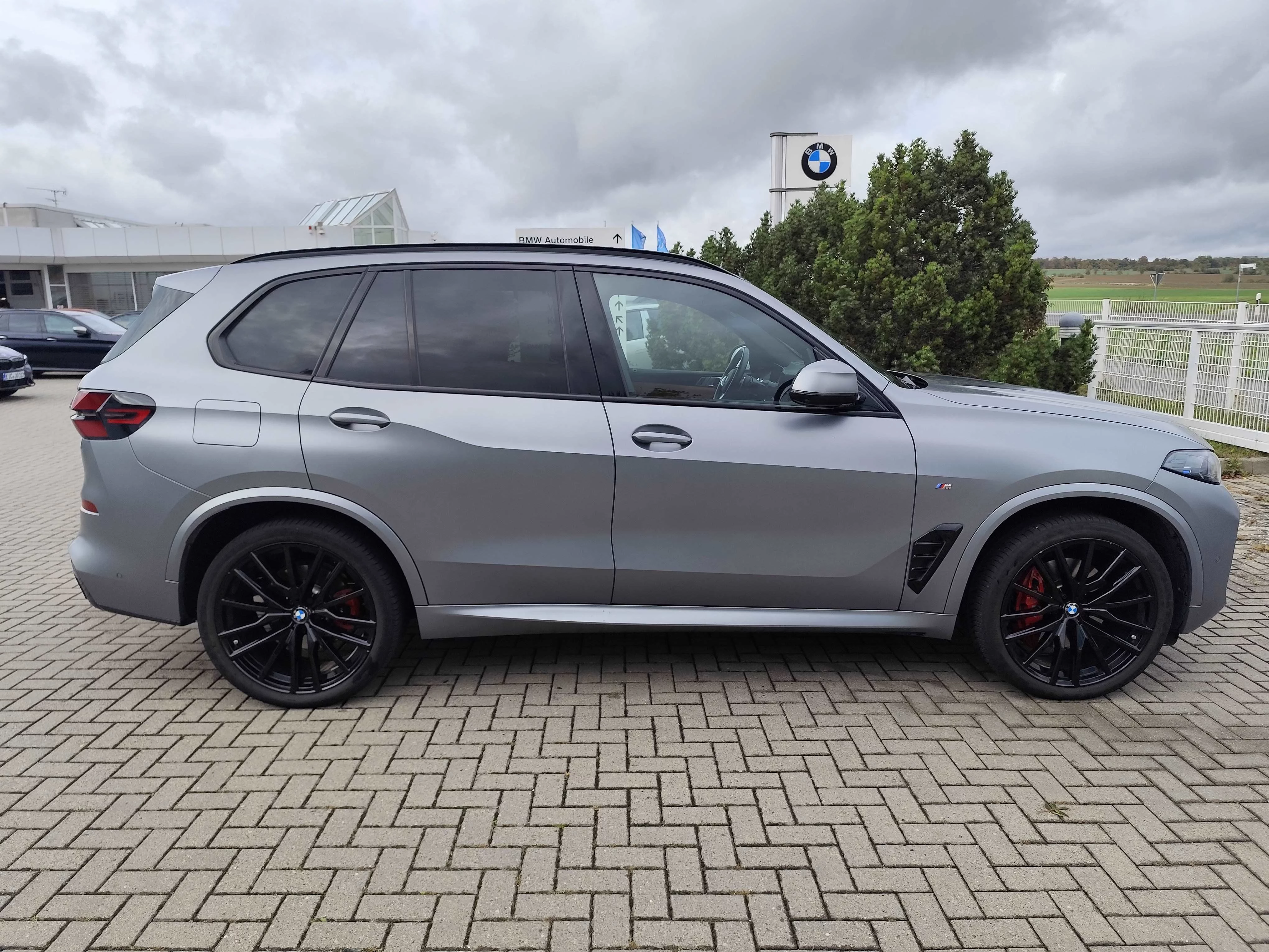 BMW X5 xDrive30d ///M Sport LED LC Prof HUD AHK Standhzg Pano HK SHZ PDC Tempo