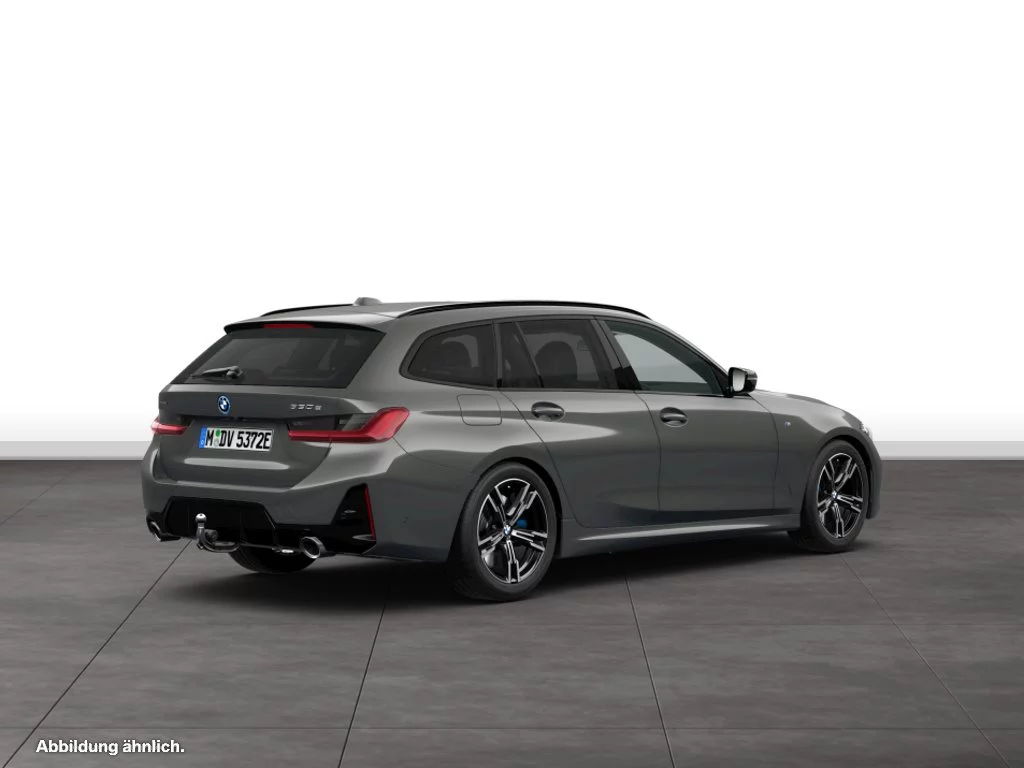 BMW 330e xDrive Touring