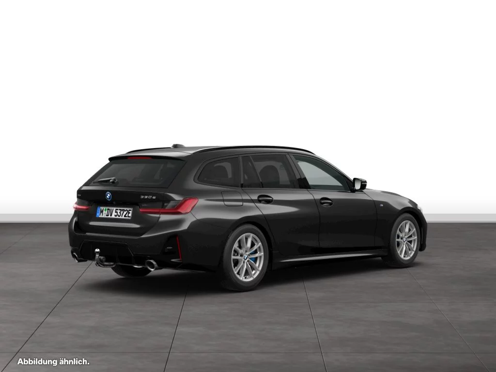 BMW 330e xDrive Touring
