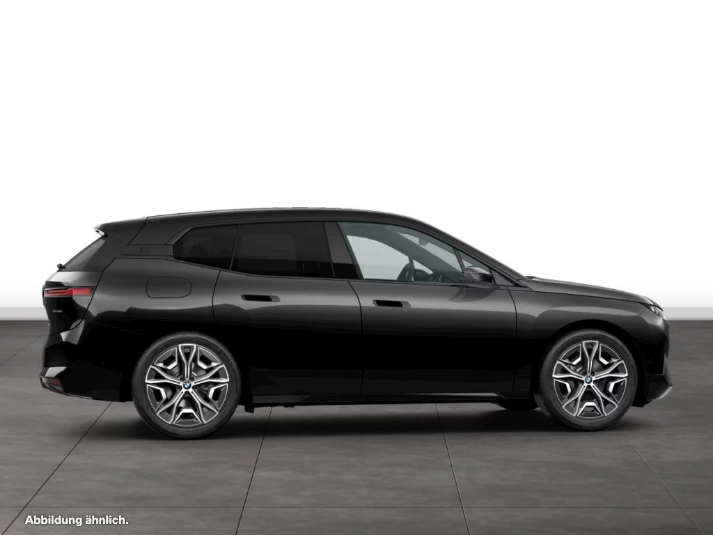 BMW iX xDrive60