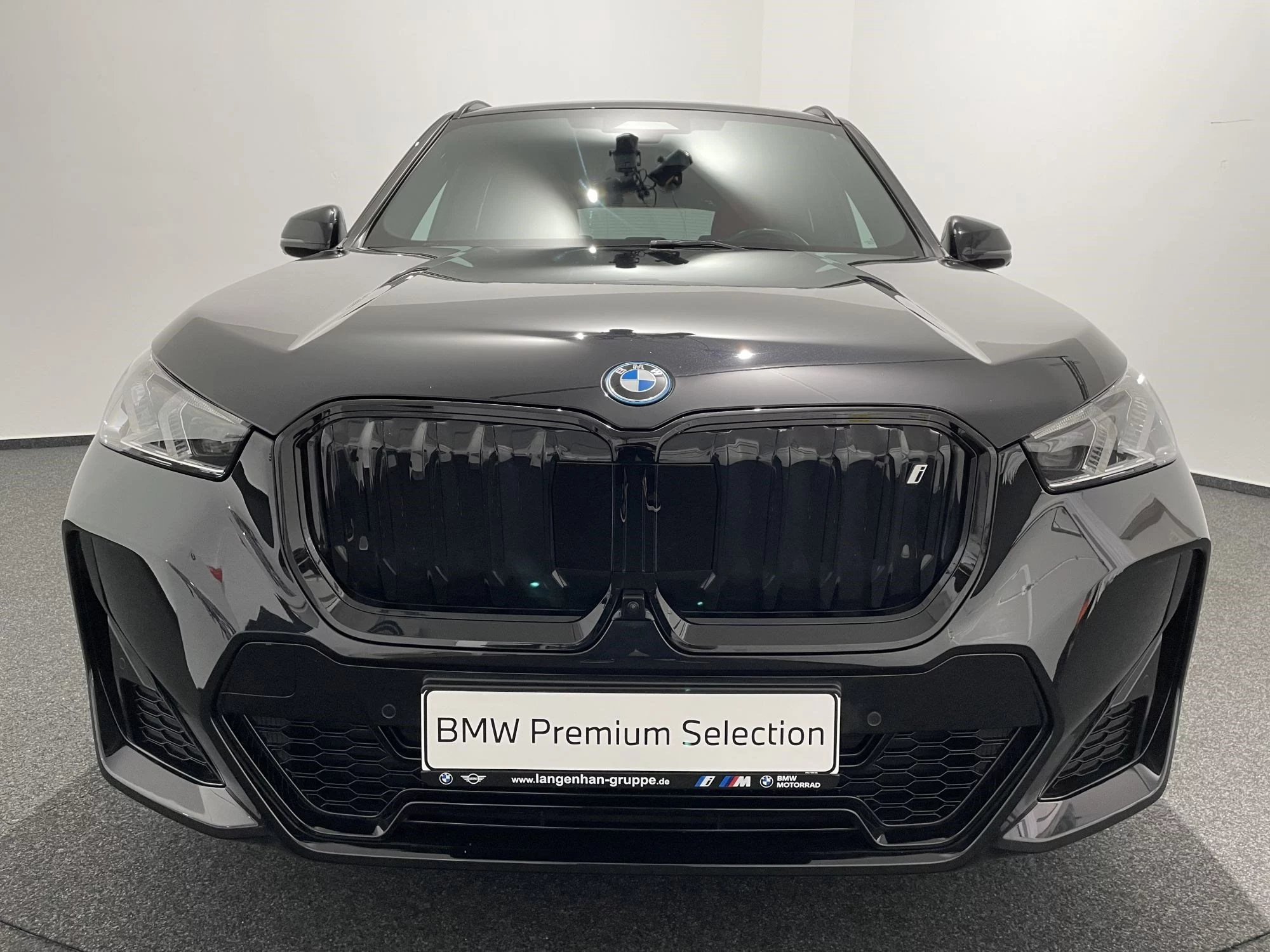 BMW iX1 xDrive30 M Sportpaket Head-Up HK HiFi DAB