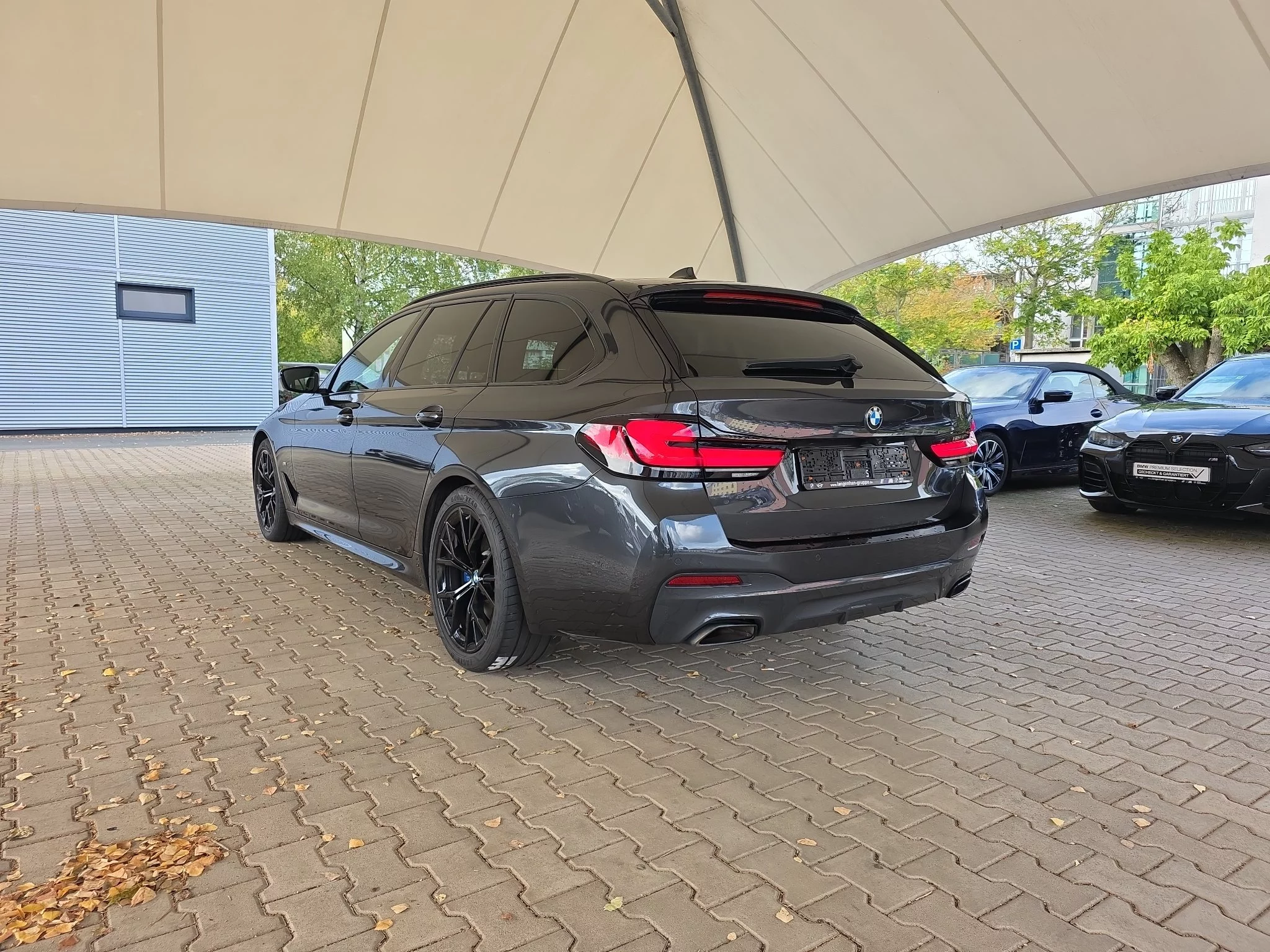 BMW 520d xDrive Touring M Sportpaket Head-Up DAB