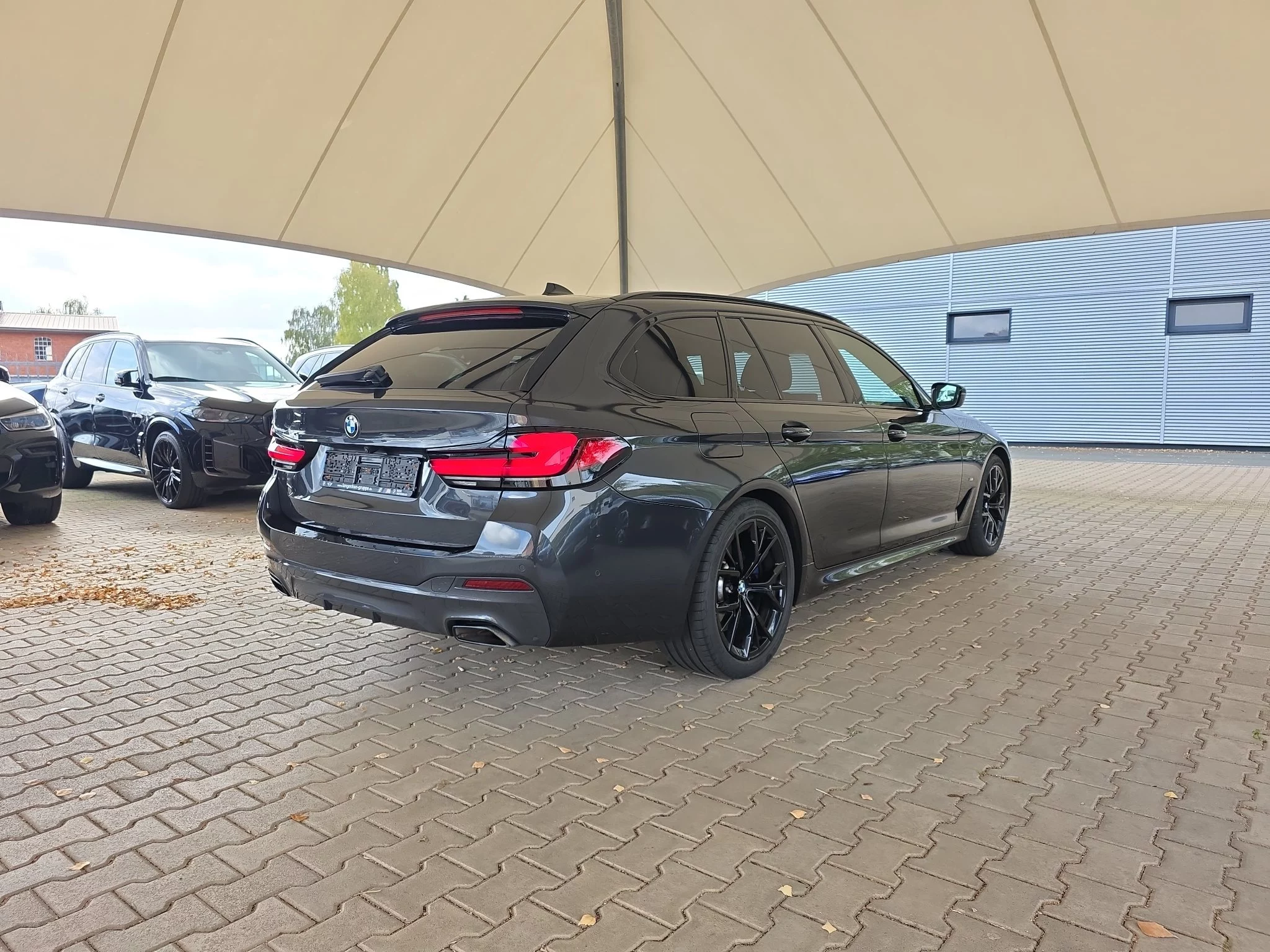 BMW 520d xDrive Touring M Sportpaket Head-Up DAB
